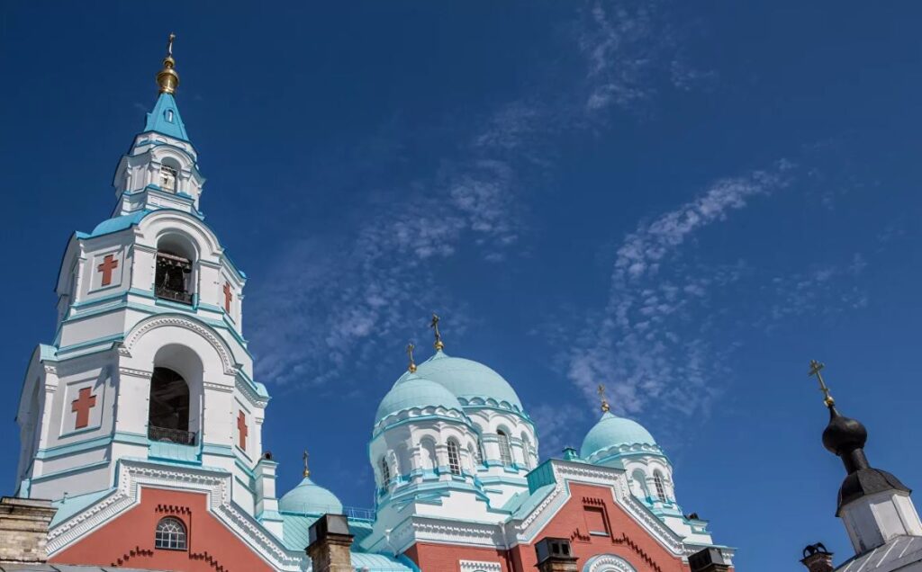 Хор Валаамского монастыря даст концерт в Москве к 30-летию обители