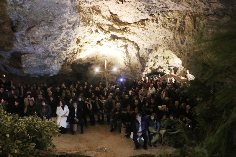 Χριστός ετέχθη στο σπήλαιο της Μαραθοκεφάλας