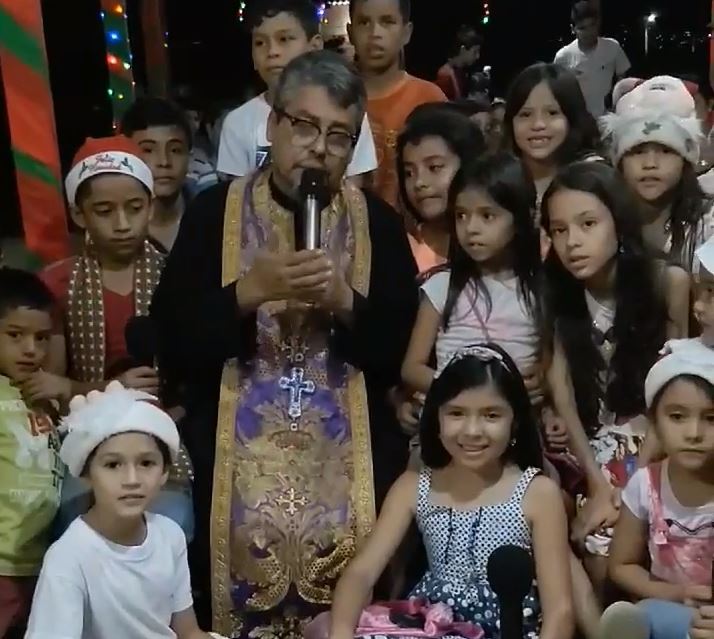 Απο μία φτωχή γειτονιά της Κολομβίας προς τους Έλληνες (ΒΙΝΤΕΟ)