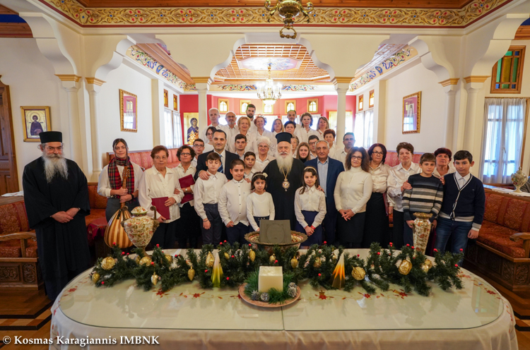 Τα πρώτα κάλαντα άκουσε ο Μητροπολίτης Βεροίας
