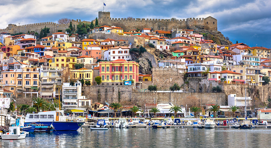 Πρωτοχρονιάτικα έθιμα της Καβάλας που περνάν από γενιά σε γενιά