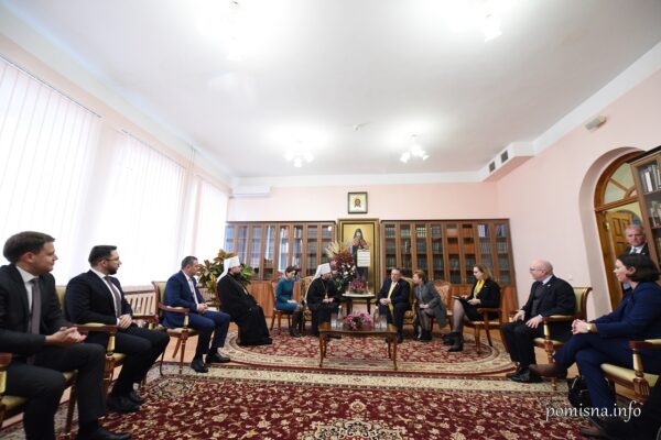 Με τον Μητροπολίτη Κιέβου  κ.κ. Επιφάνιο συναντήθηκε ο Μάικ Πομπέο (ΦΩΤΟ & VIDEO)
