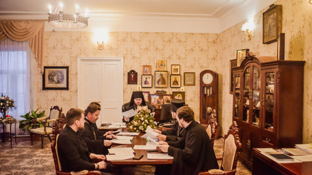 В Донском ставропигиальном монастыре прошло первое в 2020 году заседание Комиссии по вопросам принесения святынь