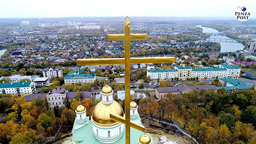 «Βόλτες με τον ιερέα» στη Ρωσία…