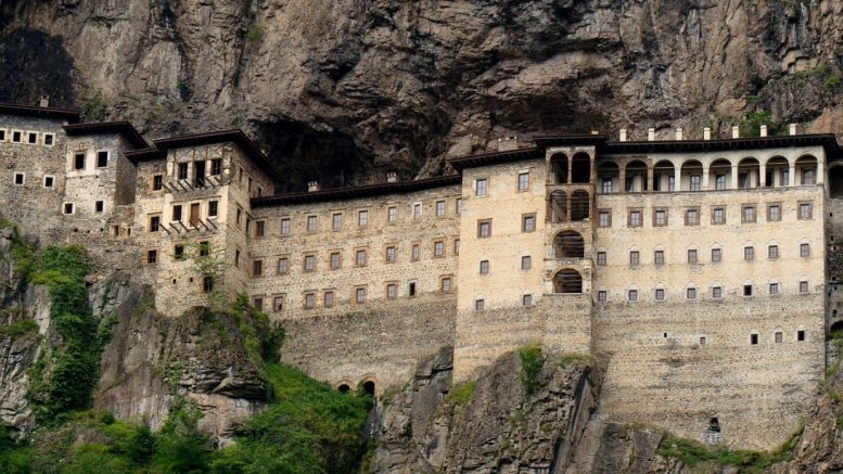 Η «Ανάσταση» της Ορθοδοξίας στην Τουρκία: Ανοίγει η Παναγία Σουμελά - Ξεκινούν οι εργασίες στη Θεολογική Σχολή της Χάλκης