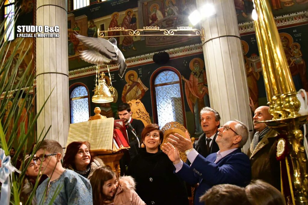 Τα περιστέρια “πέταξαν” στο Ναύπλιο  (βίντεο)