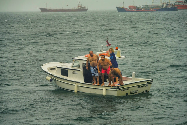 Ο Τίμιος Σταυρός στη Θάλασσα του Μαρμαρά (βίντεο)