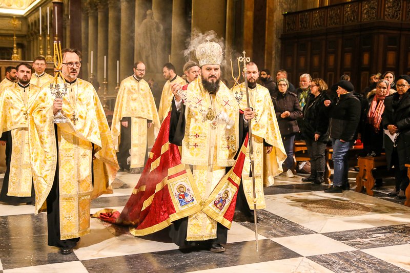 Vecernie ortodoxă în Basilica San Paolo Fuori le Mura din Roma
