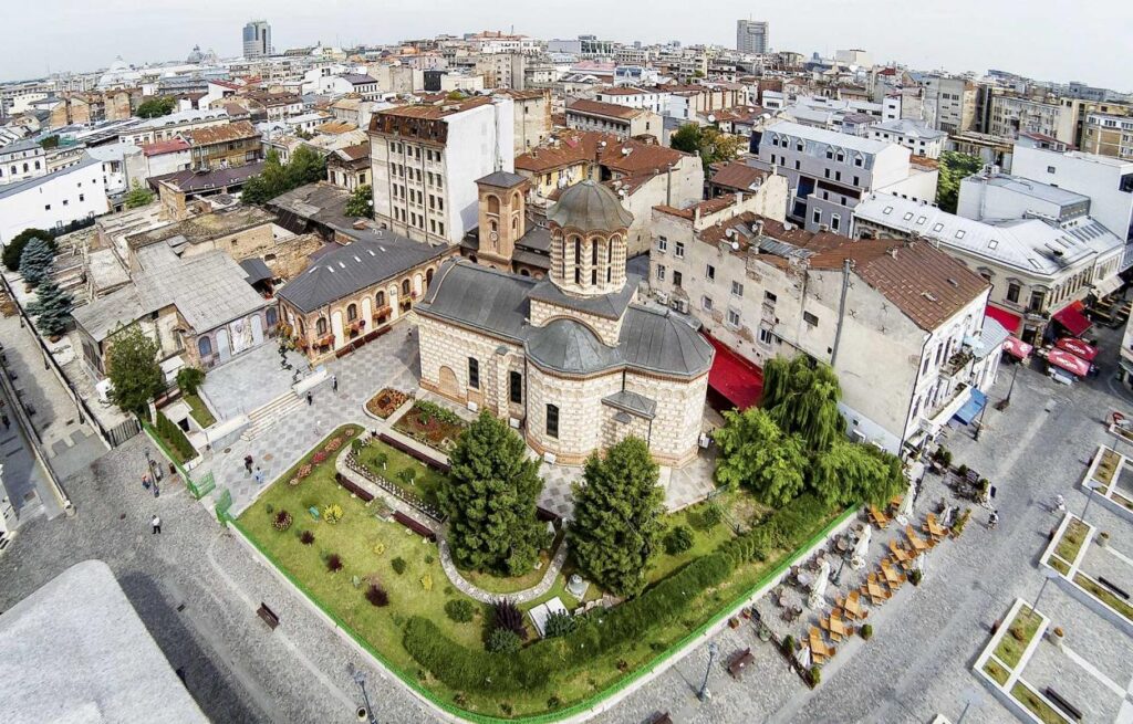 Biserica „Sfântul Anton”-Curtea Veche, darul ctitorilor pentru urmaşi