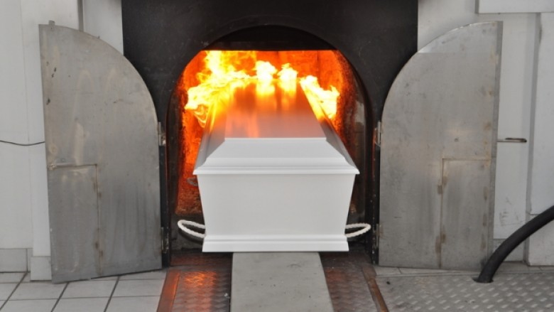 Kremimi i të vdekurve – Përgatiti: Urania Mandro, katekiste pranë KOASH