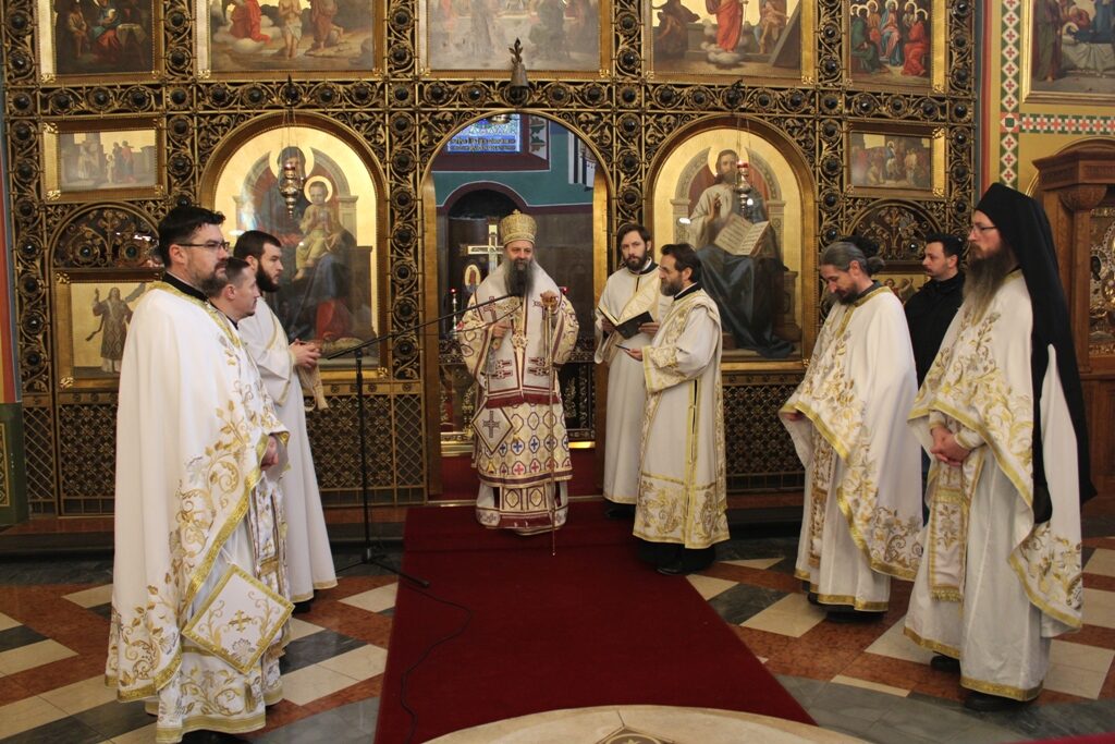 Загреб: Молебан за православну браћу у Црној Гори