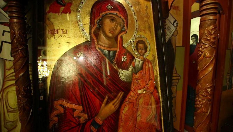 Sibienii se pot închina până duminică la Icoana oferită Domnitorului Mihai Viteazul de călugării athoniţi