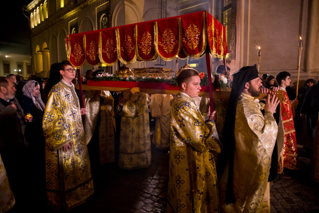 Procesiune cu Moaștele Sfinților Trei Ierarhi la Patriarhie (Program)