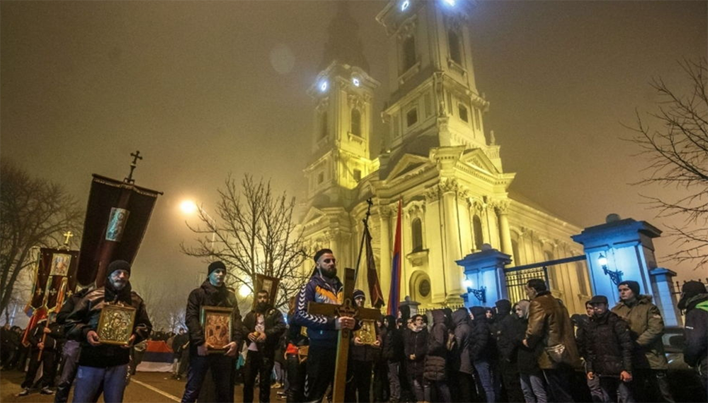 Молебан у Панчеву и подршка верном народу у Црној Гори