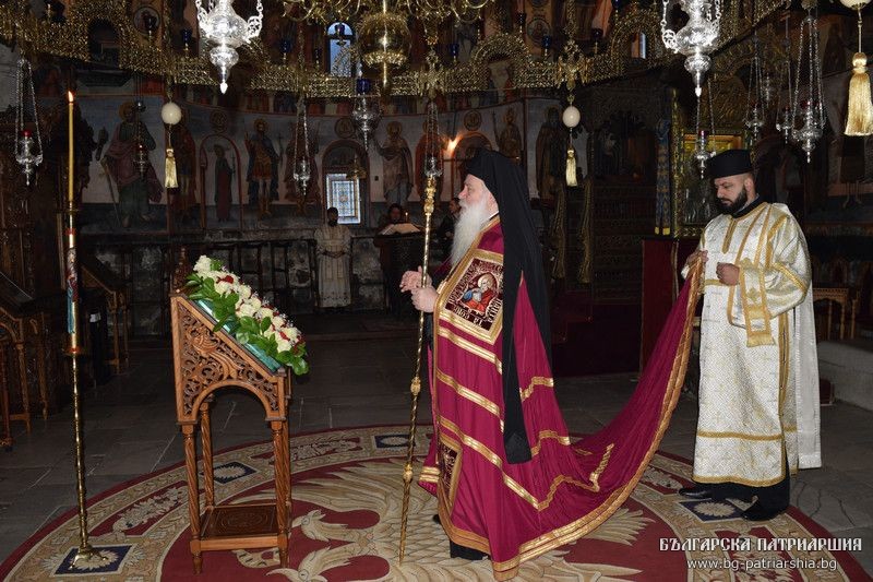 Празнична богослужба в Бачковската св. обител за празника на св. Сионий Адрианополски