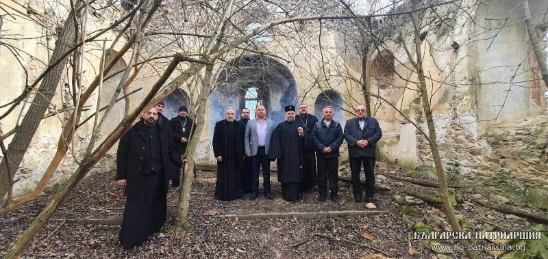 Митрополит Киприан посети павелбанското село Виден