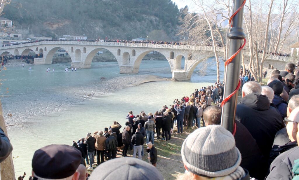 Ο εορτασμός των Θεοφανείων στην Αλβανία