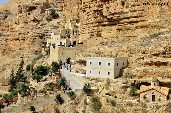 Στην Ιερά Μονή Χοζεβά