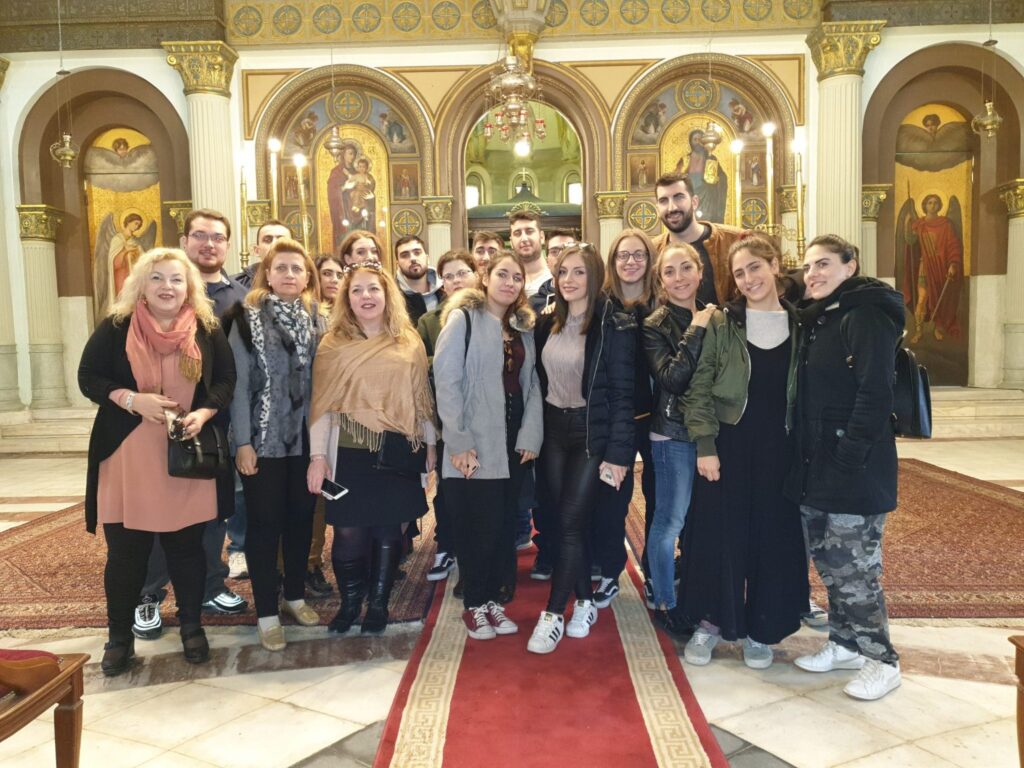 Νέοι από την Ελλάδα επισκέφθηκαν ελληνικά μνημεία στην Αίγυπτο