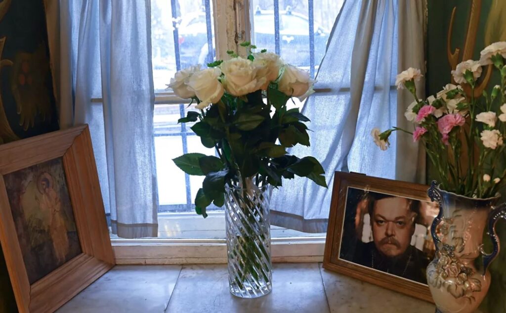 Храм не смог вместить всех пришедших проститься с протоиереем Чаплиным