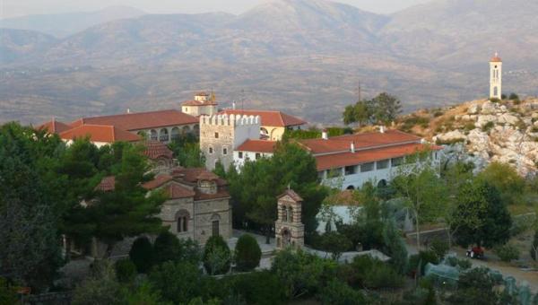 Ο Μητροπολίτης Μάνης στην Ι.Μ. Κοιμήσεως Θεοτόκου Μπούρας Φαλαίσιας