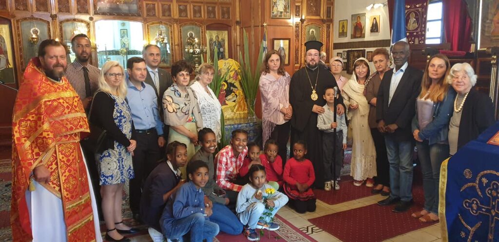 “Όλοι μας είμαστε μια οικογένεια κάτω από την κοινή πίστη”