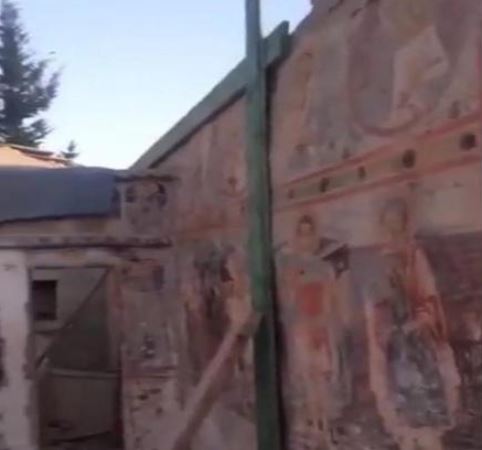 Οι “αναστηλώσεις” καταστρέφουν ναούς στην Αλβανία