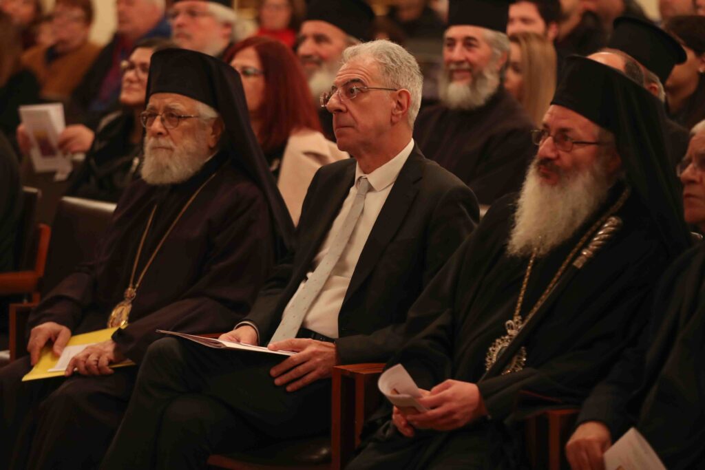 Εκκλησία και Πολιτεία τίμησαν τους Τρεις Ιεράρχες στη Λευκωσία