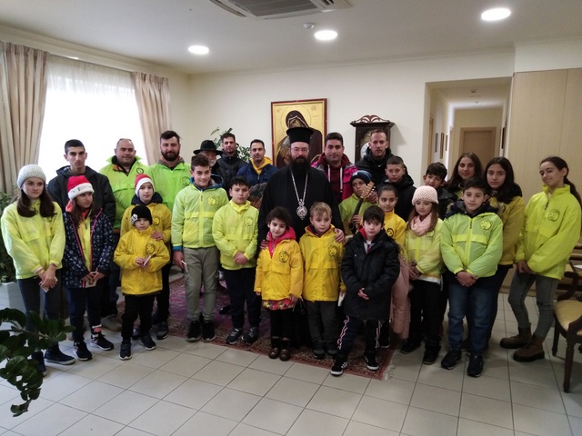 Ο Ποδηλατικός Όμιλος Νεάπολης στον Μητροπολίτη Πέτρας