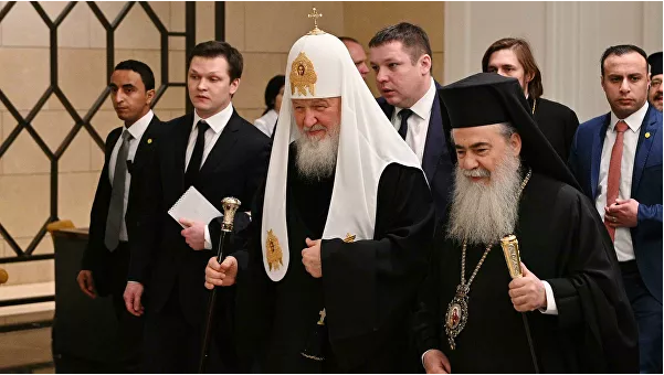 В РПЦ приветствовали начало диалога между православными церквями