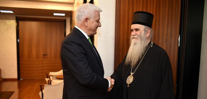 Чланови Епископског савјета СПЦ са премијером и члановима Владе сјутра на састанку поводом спорног Закона