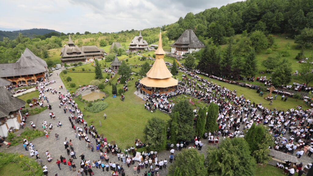 Bisericile din Maramureş aflate în Patrimoniul UNESCO au fost introduse în circuitul turistic estival