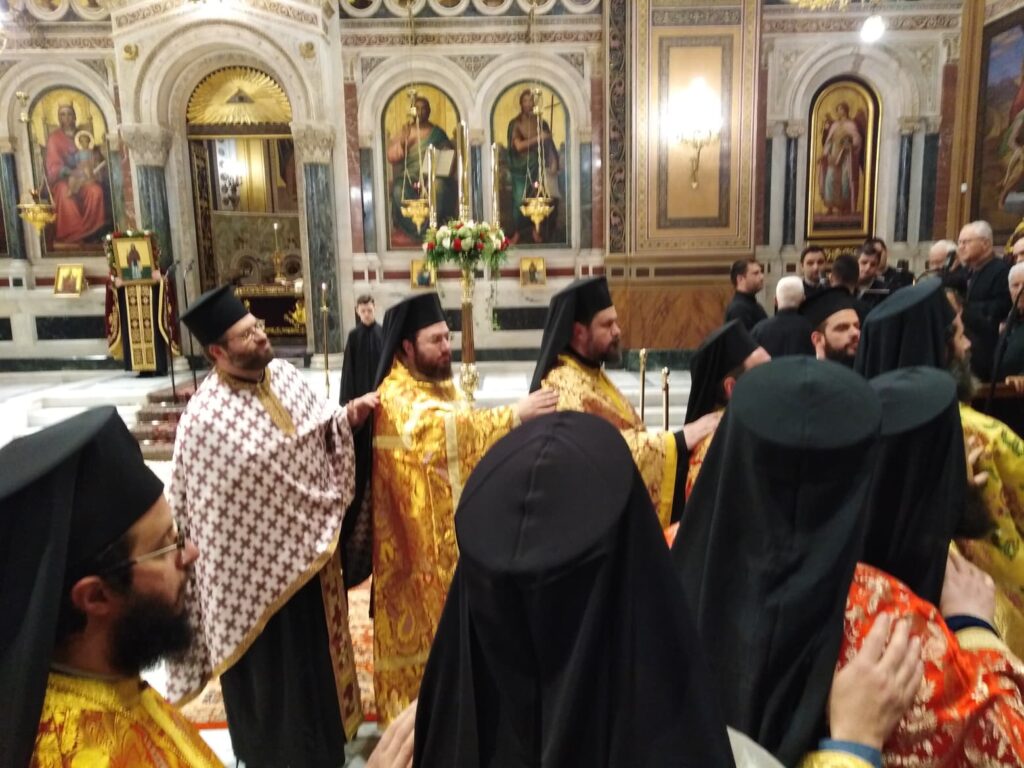 Απο τον πανηγυρικό Εσπερινό της Αγίας Φιλοθέης στη Μητρόπολη Αθηνών