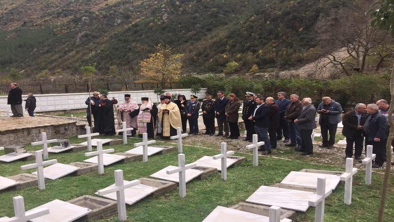 Ταφή οστών 20 Ελλήνων πεσόντων στην Αλβανία