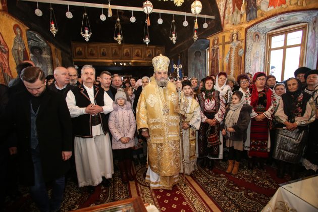Liturghie arhierească la Mănăstirea Predeal
