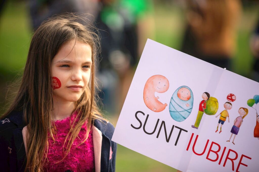 Statistici: Peste 22 milioane avorturi înregistrate în România ultimilor 60 de ani