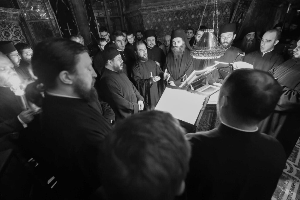 Mănăstirea Vatoped: Tronos a oferit răspunsurile liturgice la sărbătoarea Sf. Efrem Sirul