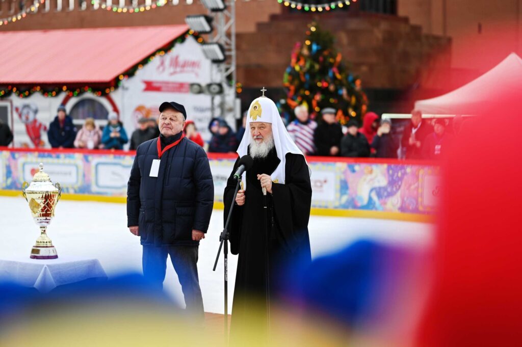 Patriarch of Moscow attends hockey final held in Red Square