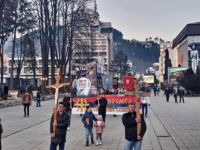 Свенародно сабрање у Бијелом Пољу: “Сваки који претрпи до краја биће спасен”