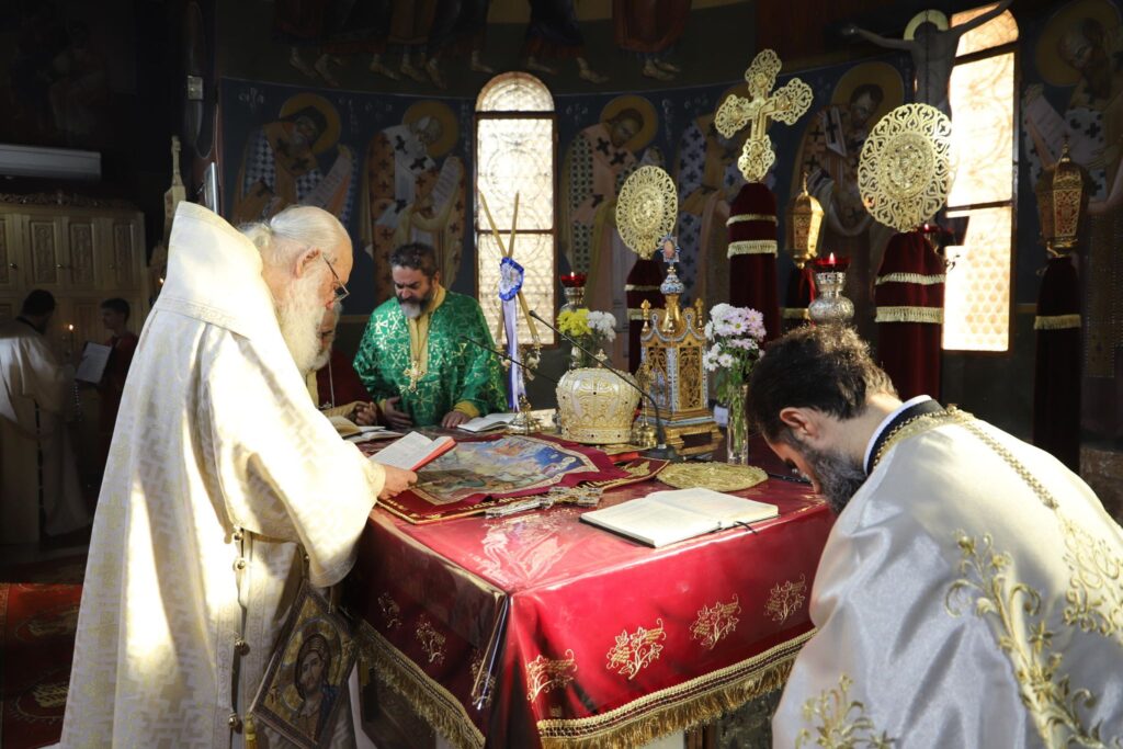 Αρχιεπίσκοπος Ιερώνυμος: “Ουαί τη Αθλία” για την Εύα, “Μακαρία Ευλογημένη” για την Παναγία