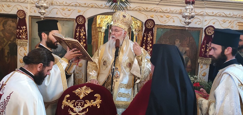 Θεία Λειτουργία για τον Άγιο, Μνημόσυνο για τον ήρωα