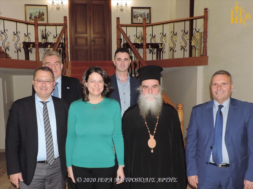 Η Υπουργός Παιδείας στον Μητροπολίτη Άρτης