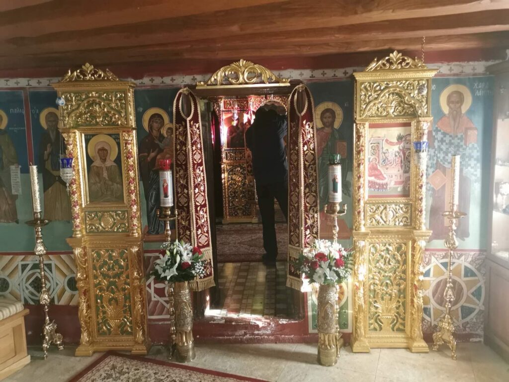 Ιερά αγρυπνία στο κελλί του Αγίου Χαραλάμπους στη Νέα Σκήτη