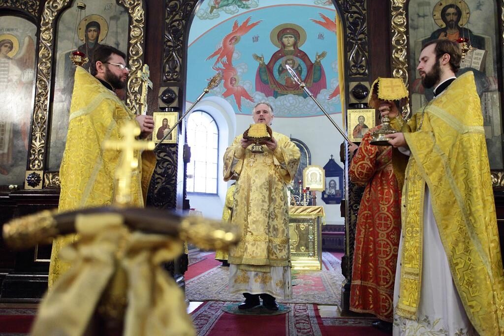 Преосвященнейший Епископ Александр в Прощёное воскресенье совершил литургию в Борисо-Глебском соборе Даугавпилса