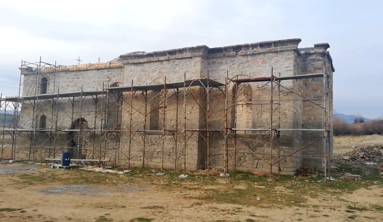Извършва се авариен ремонт и укрепване на т.нар. Потопена църква край язовир „Жребчево“
