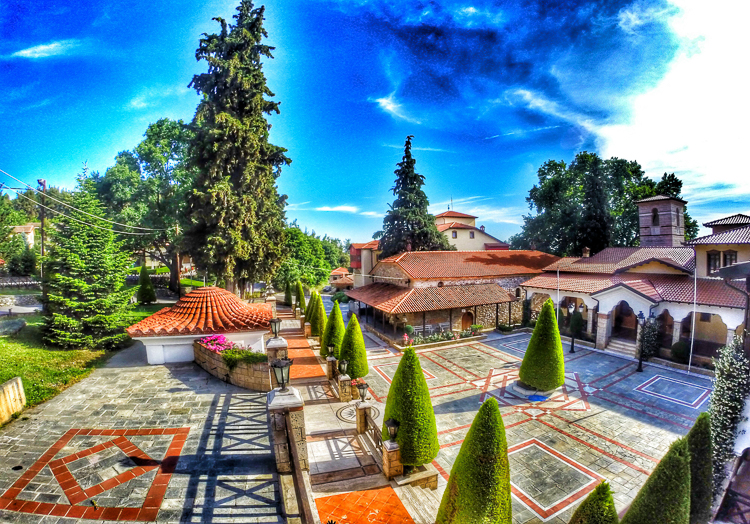 Κλειστή για τους προσκυνητές η Ιερά Μονή Παναγίας Δοβρά