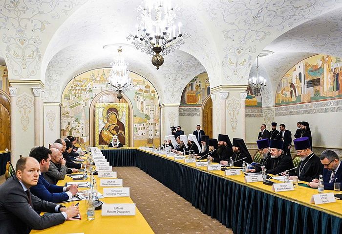 Святейший Патриарх Кирилл провел общее собрание членов Совета попечителей Храма Христа Спасителя