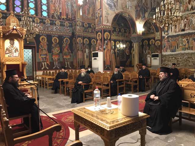 Ιερατικές Συνάξεις στην Ι.Μ. Πέτρας και Χερρονήσου