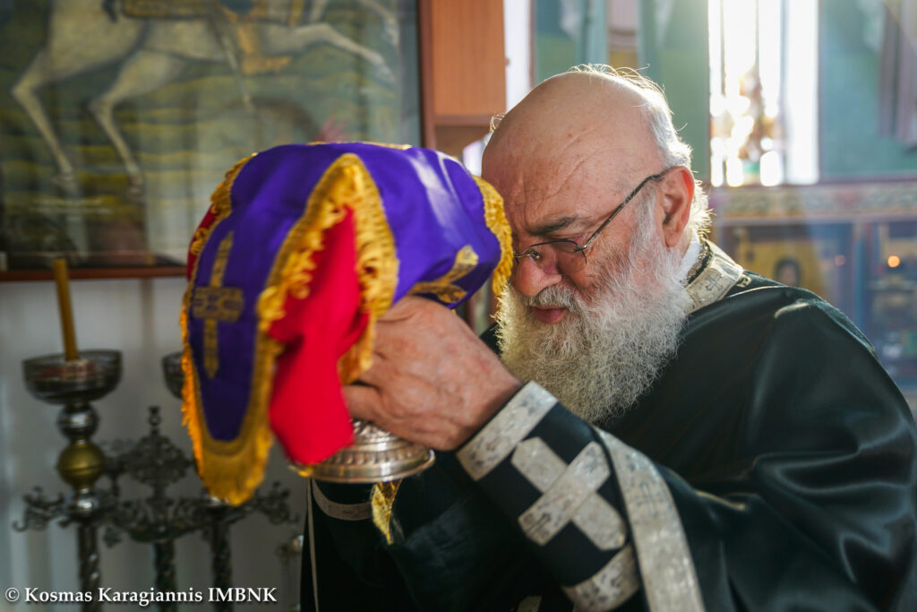 Η ΦΩΤΟΓΡΑΦΙΑ ΤΗΣ ΗΜΕΡΑΣ: “Σεβασμός στη Θεία Κοινωνία”