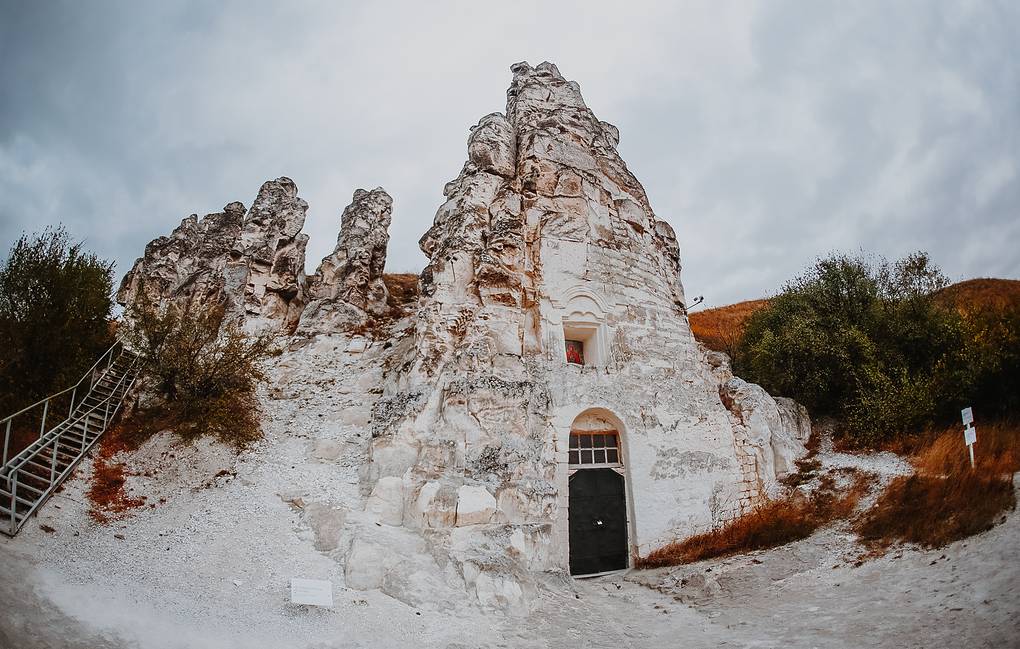 Το ξωκλήσι — σπήλαιο του 19ου αιώνα της Ρωσίας!
